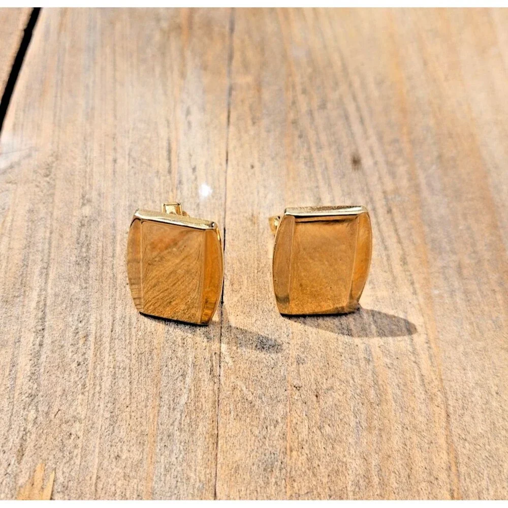 Vintage Anson Polished Gold Cufflinks